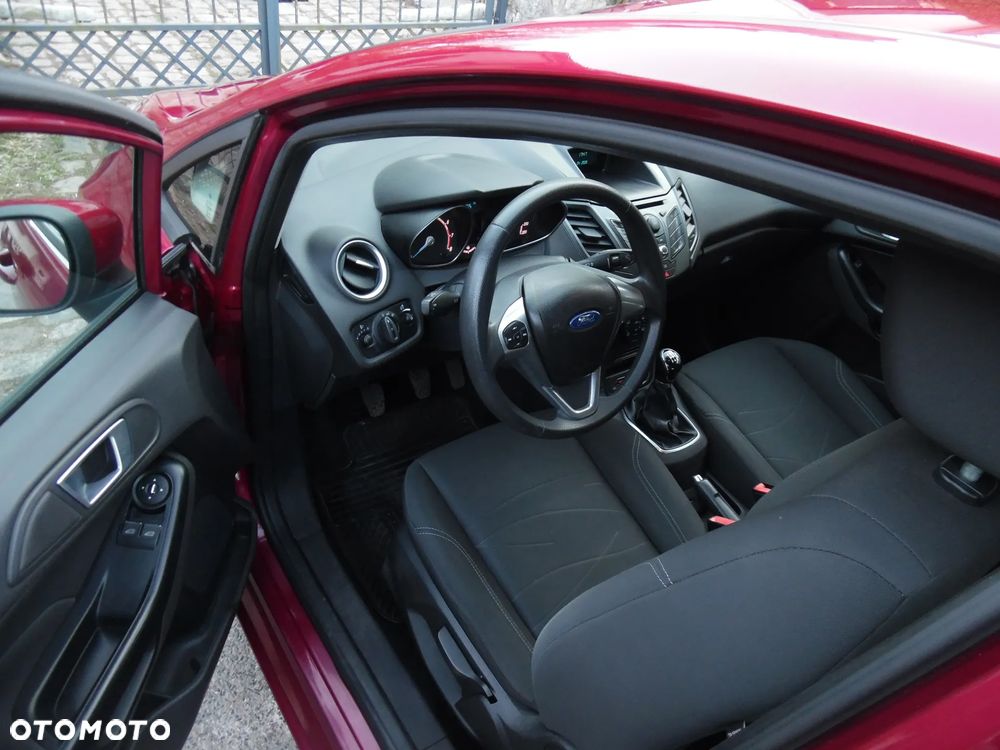 Ford Fiesta - 17