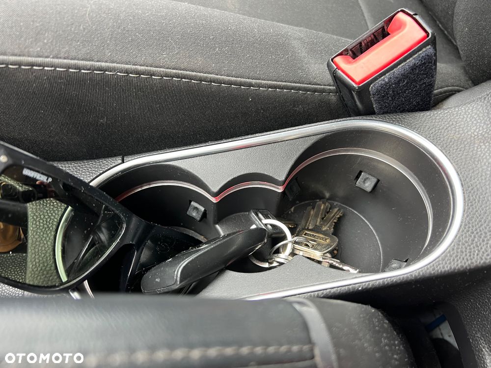 Ford Fiesta 1.0 EcoBoost Hybrid S&S TITANIUM - 18