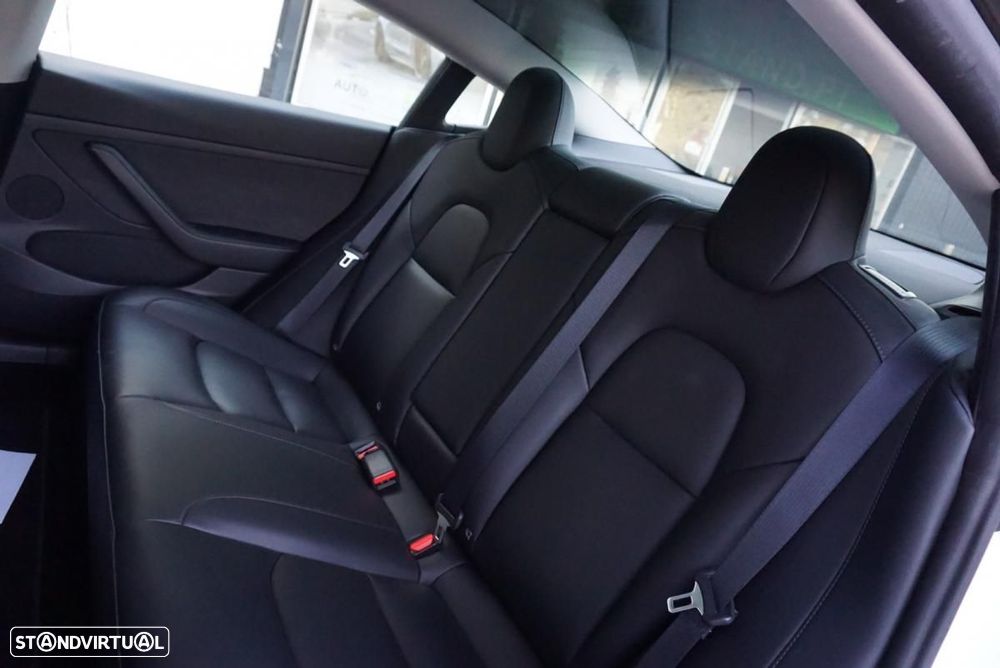 Tesla Model 3 Long Range AWD Dual Motor - 31