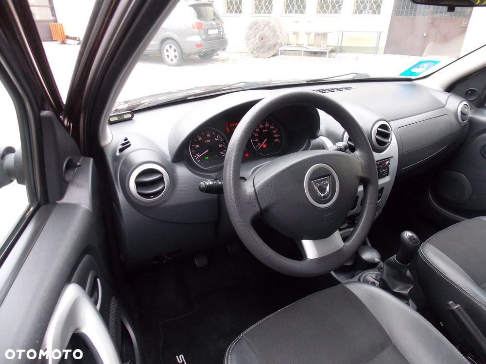 Dacia Sandero Stepway2 1.6 - 17