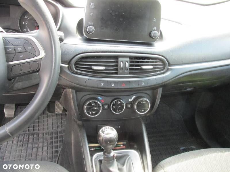 Fiat Tipo 1.4 T-Jet Business Line - 19