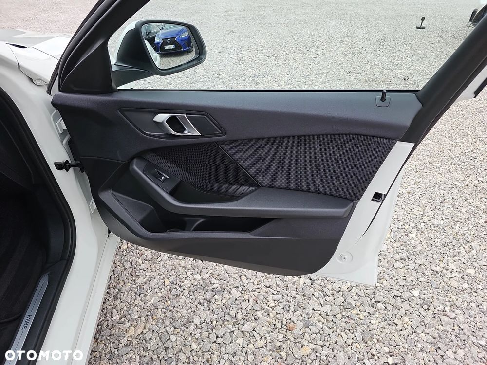 BMW Seria 1 116i Advantage - 24