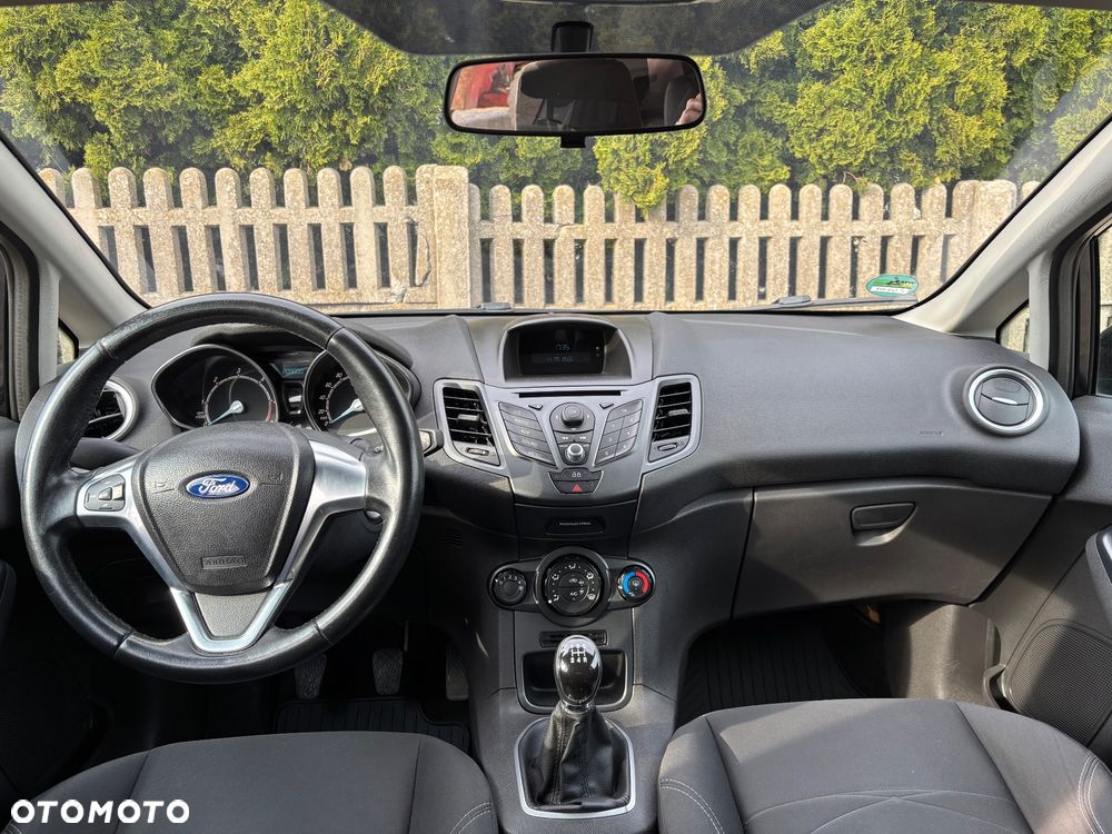 Ford Fiesta - 18
