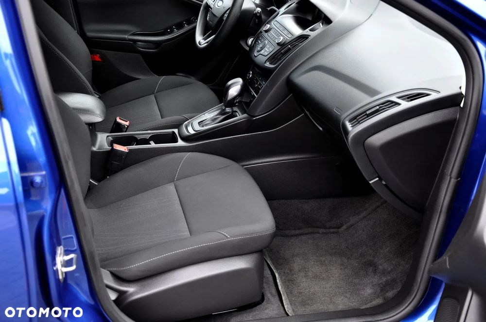 Ford Focus - 24