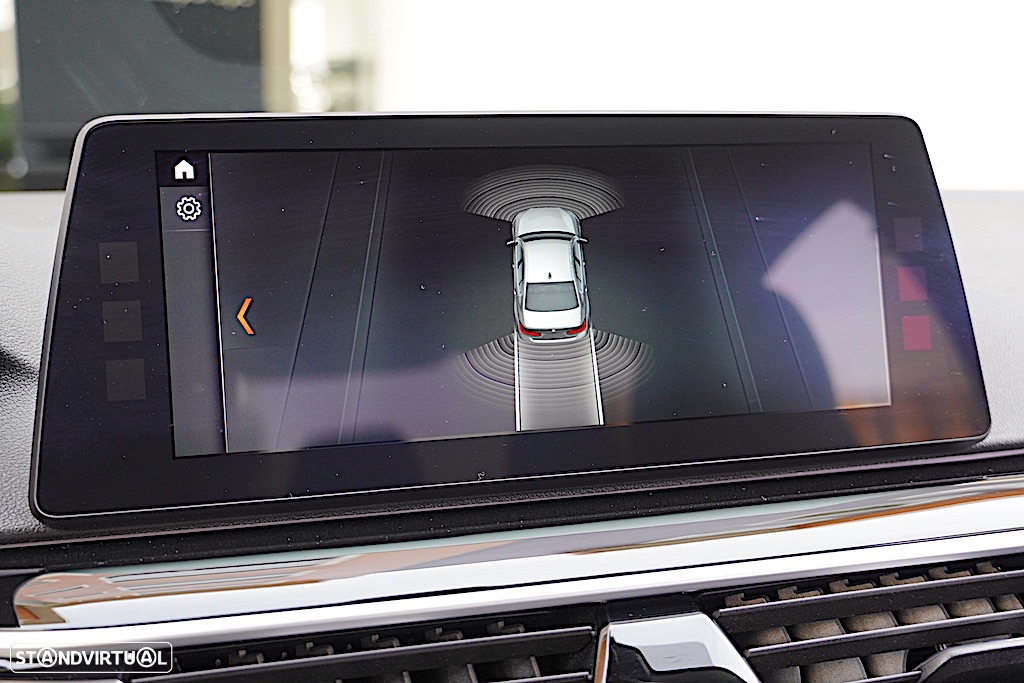 BMW 520 d Auto - 38