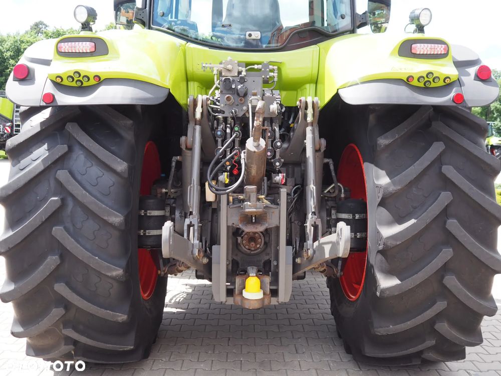 Claas Axion 870 CMATIC - 13