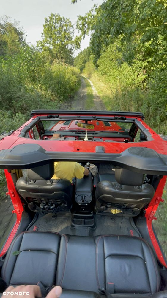 Jeep Wrangler Unlimited GME 2.0 Turbo Rubicon - 12