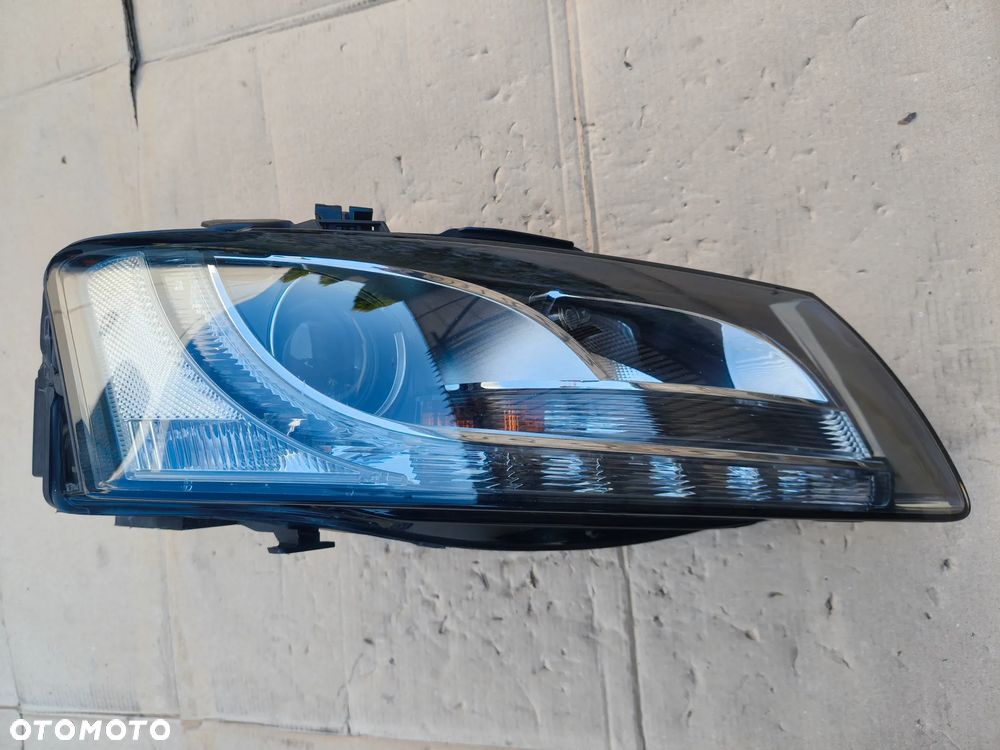 Audi A5 S5 2007-2011 Bi Xenon Led Nieskrętny Prawy 8T0941004AK - 2