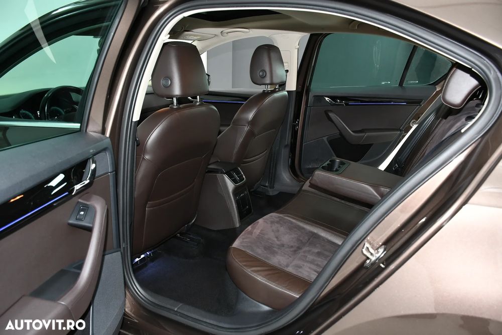 Skoda Octavia 2.0 TDI DSG L&K - 13