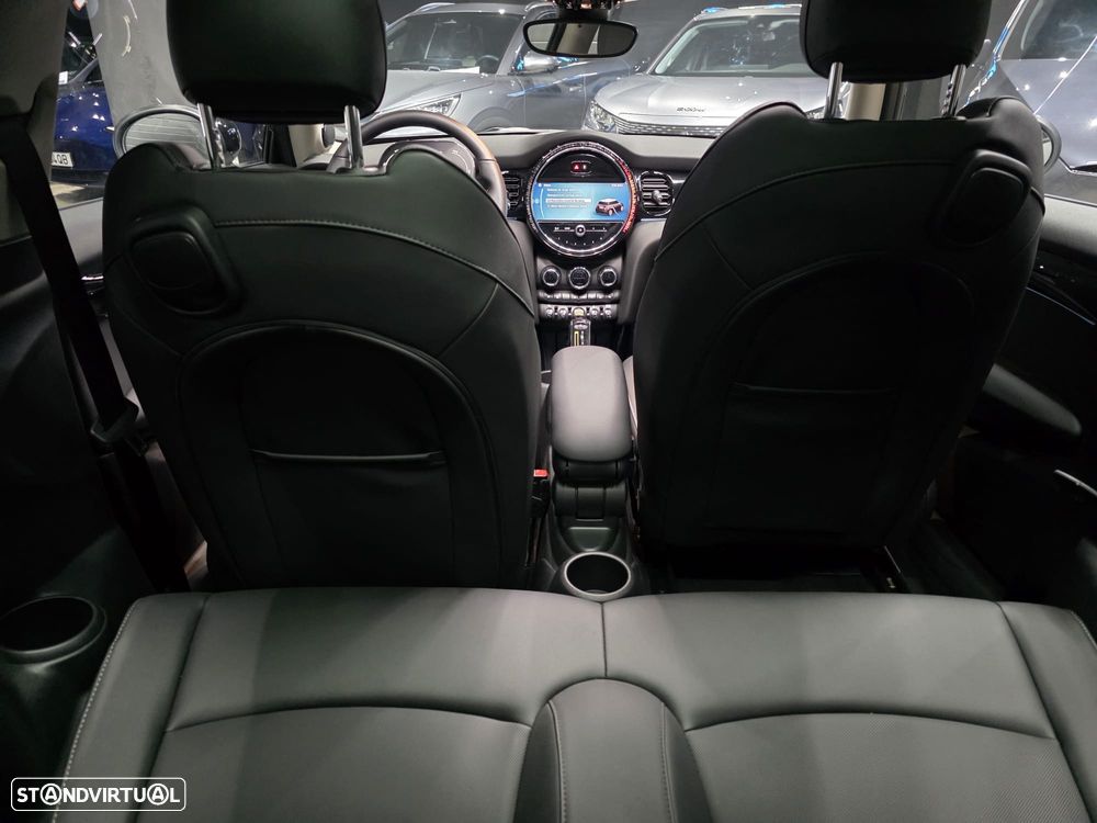 MINI 3 Portas Cooper SE Premium Extra Essential - 40