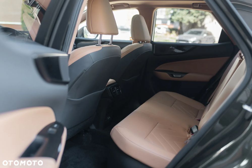 Lexus NX 350h Prestige AWD - 15