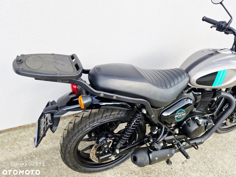 Royal Enfield HNTR - 21