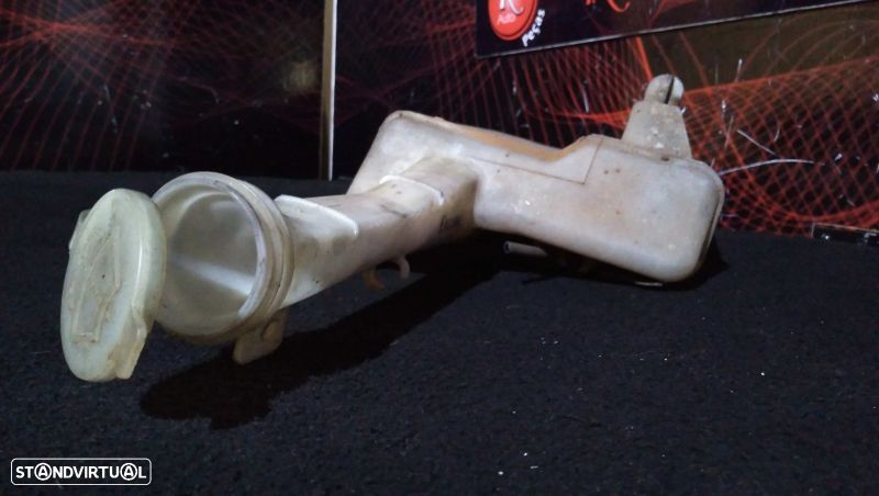 Reservatorio Da Agua Do Esguicho Mazda 323 P V (Ba) - 3