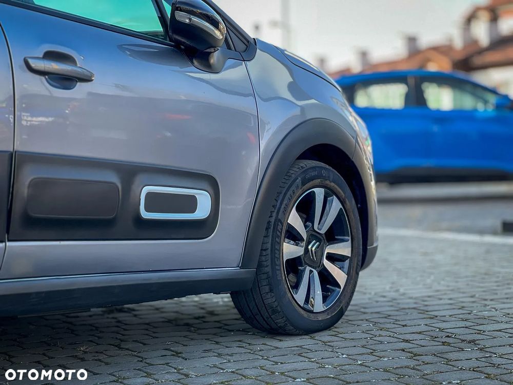 Citroën C3 1.2 PureTech Shine - 3
