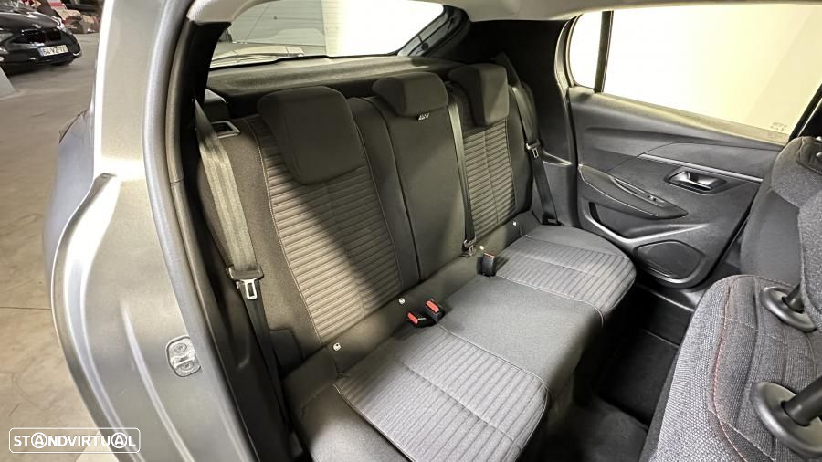 Peugeot 208 1.2 PureTech Active Pack - 24