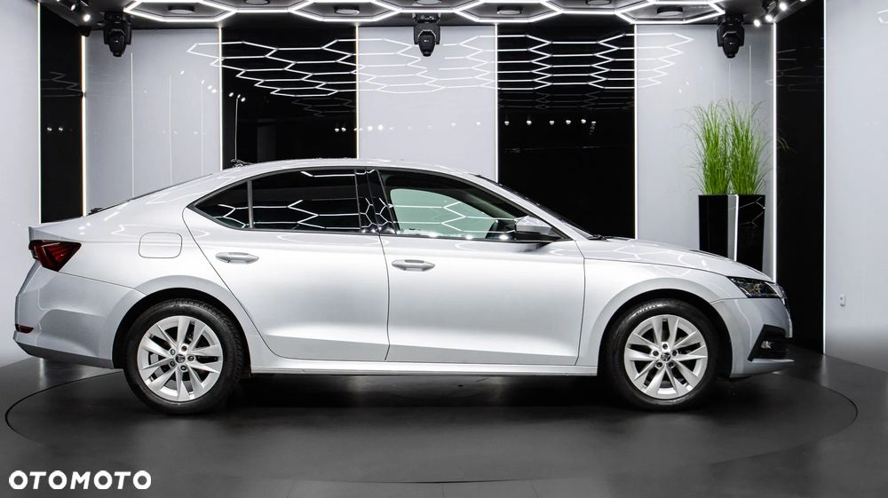 Skoda Octavia 1.5 TSI ACT Ambition - 9