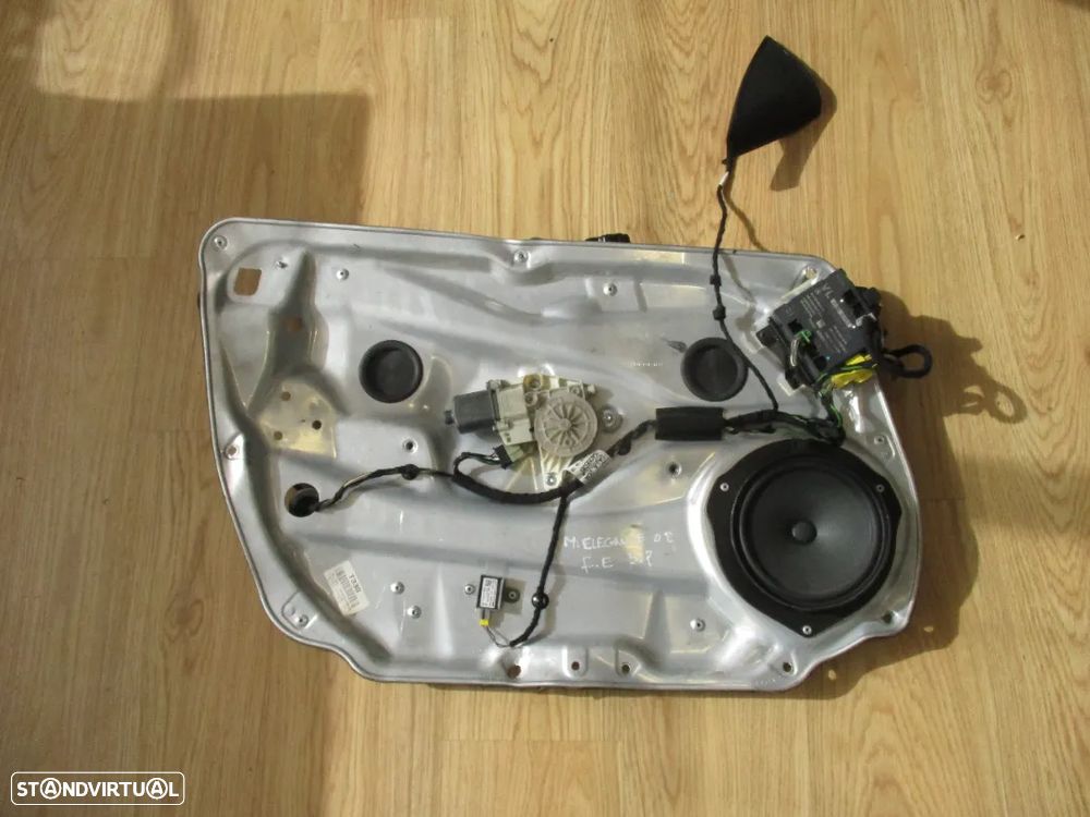 Elevador vidro Mercedes W204 Classe C Frente esquerdo - 1