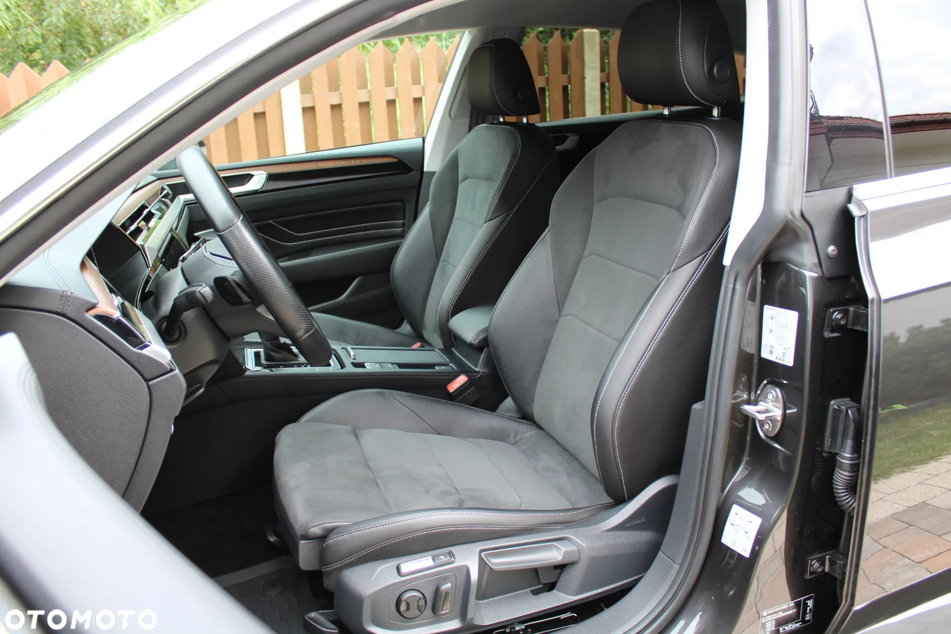 Volkswagen Arteon 2.0 TDI Elegance DSG - 23