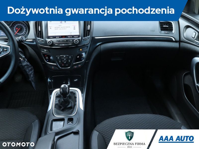 Opel Insignia - 10