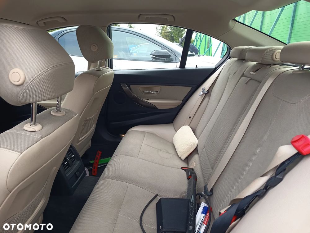 BMW Seria 3 - 9