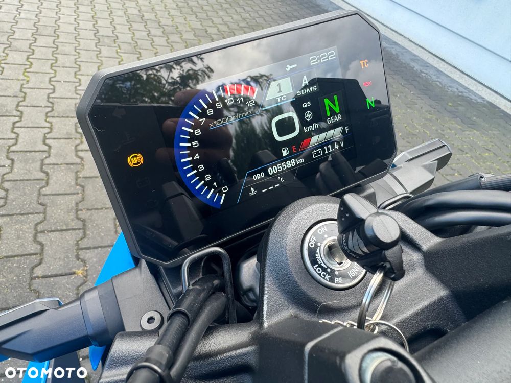 Suzuki GSX - 31