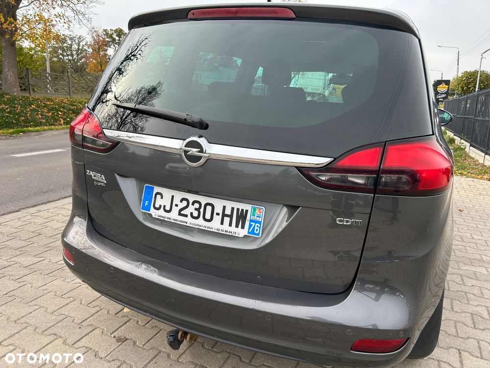 Opel Zafira - 24