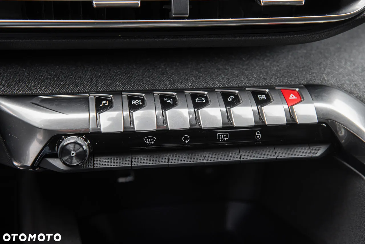 Peugeot 3008 BlueHDi 130 Stop & Start EAT8 Allure - 21