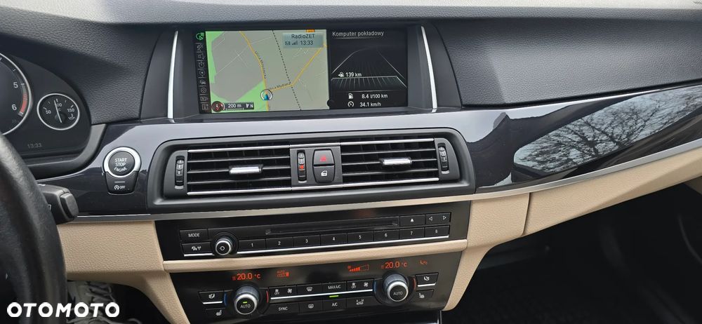 BMW Seria 5 520d - 23