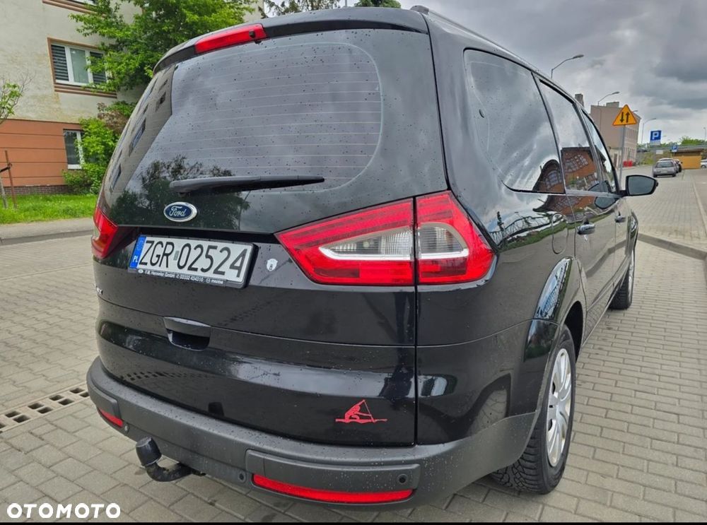 Ford Galaxy - 3