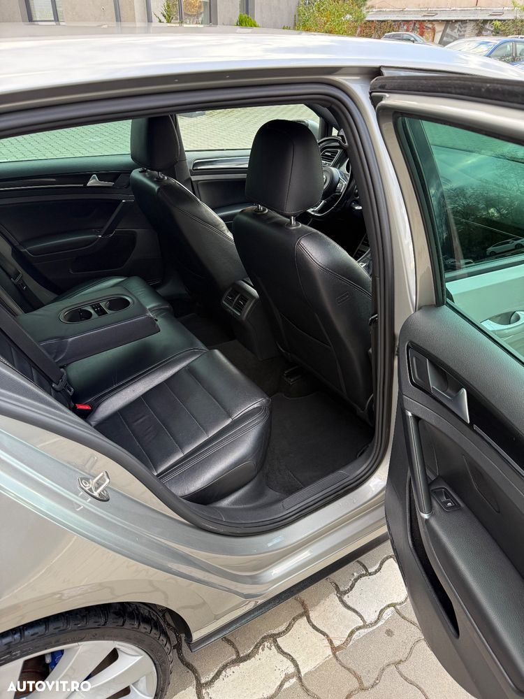 Volkswagen Golf 1.4 GTE Plug-In-Hybrid DSG - 12