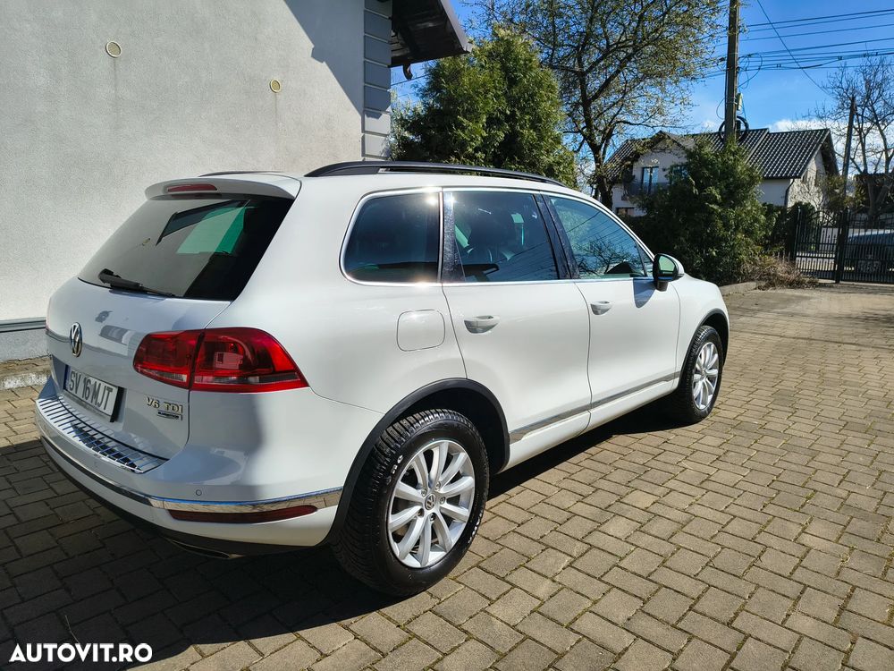 Volkswagen Touareg 3.0 V6 TDI BMT - 9