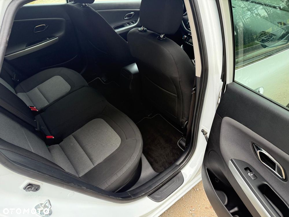 Kia Ceed 1.6 GDI ISG Spirit - 15