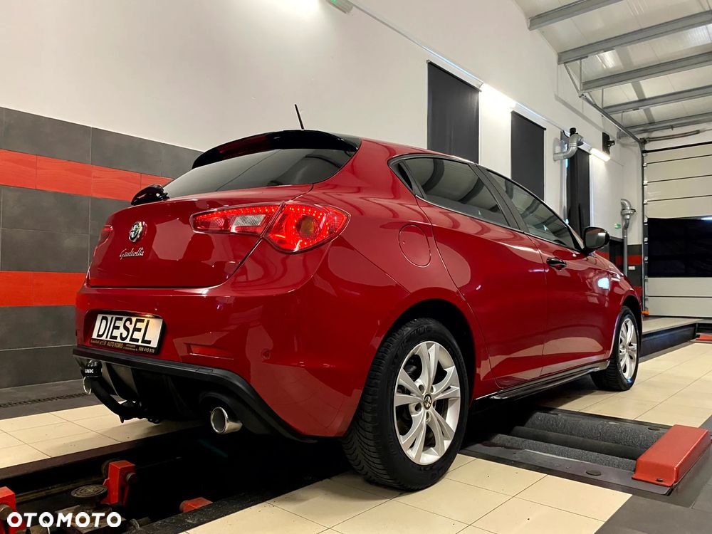 Alfa Romeo Giulietta 2.0 JTDM Exclusive - 14