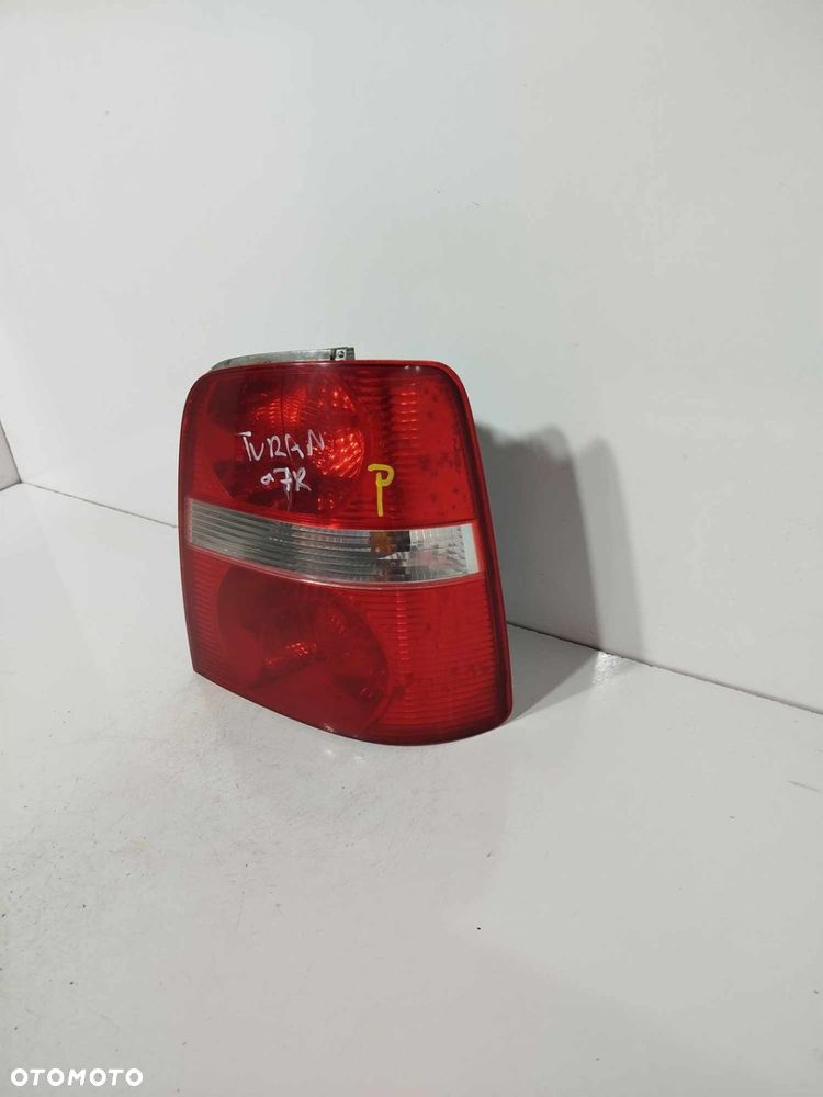 LAMPA PRAWA TYLNA VW TOURAN I 04-10 - 5