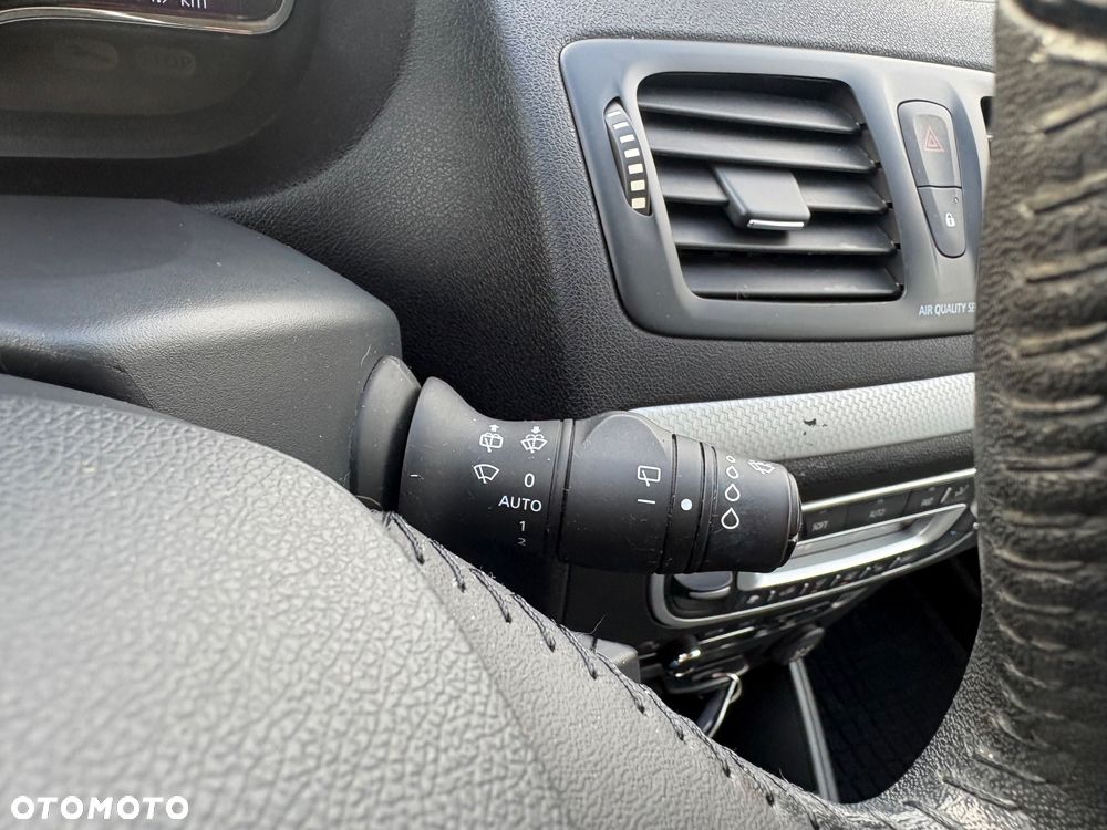 Renault Megane ENERGY TCe 115 Start & Stop LIMITED - 24