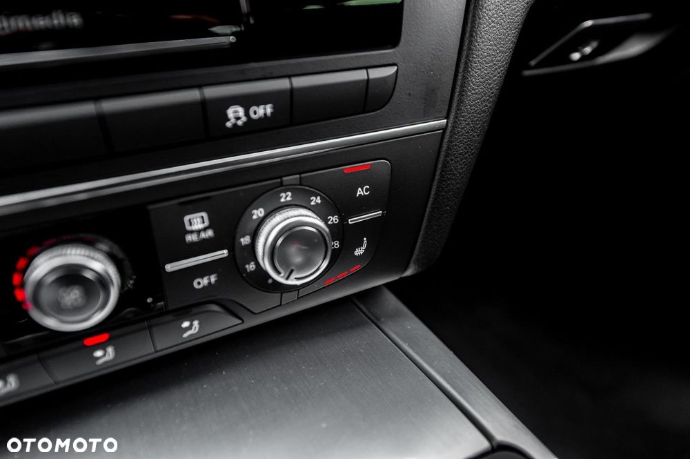 Audi A6 Avant 3.0 TDI DPF quattro tiptronic sport selection - 34