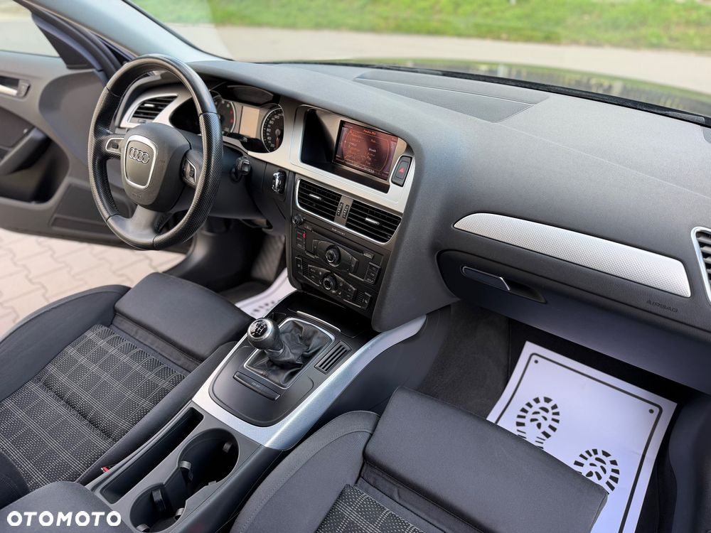 Audi A4 Avant 1.8 TFSI Attraction - 31