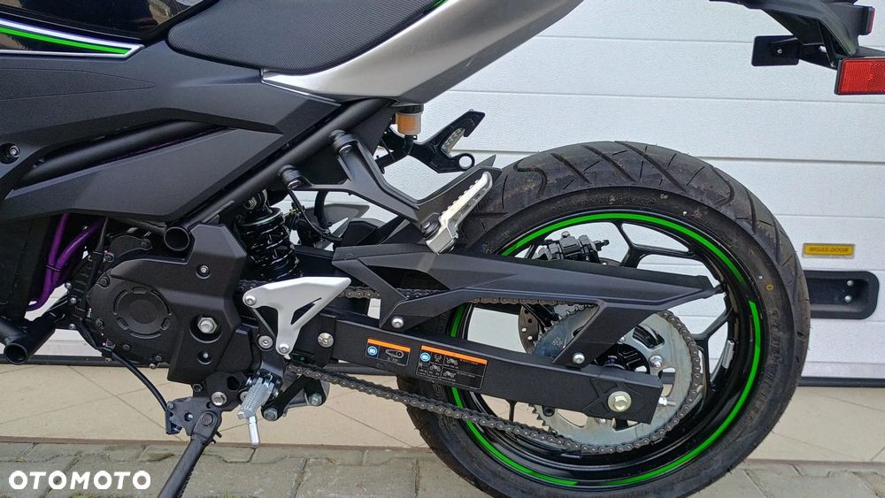 Kawasaki Z - 32
