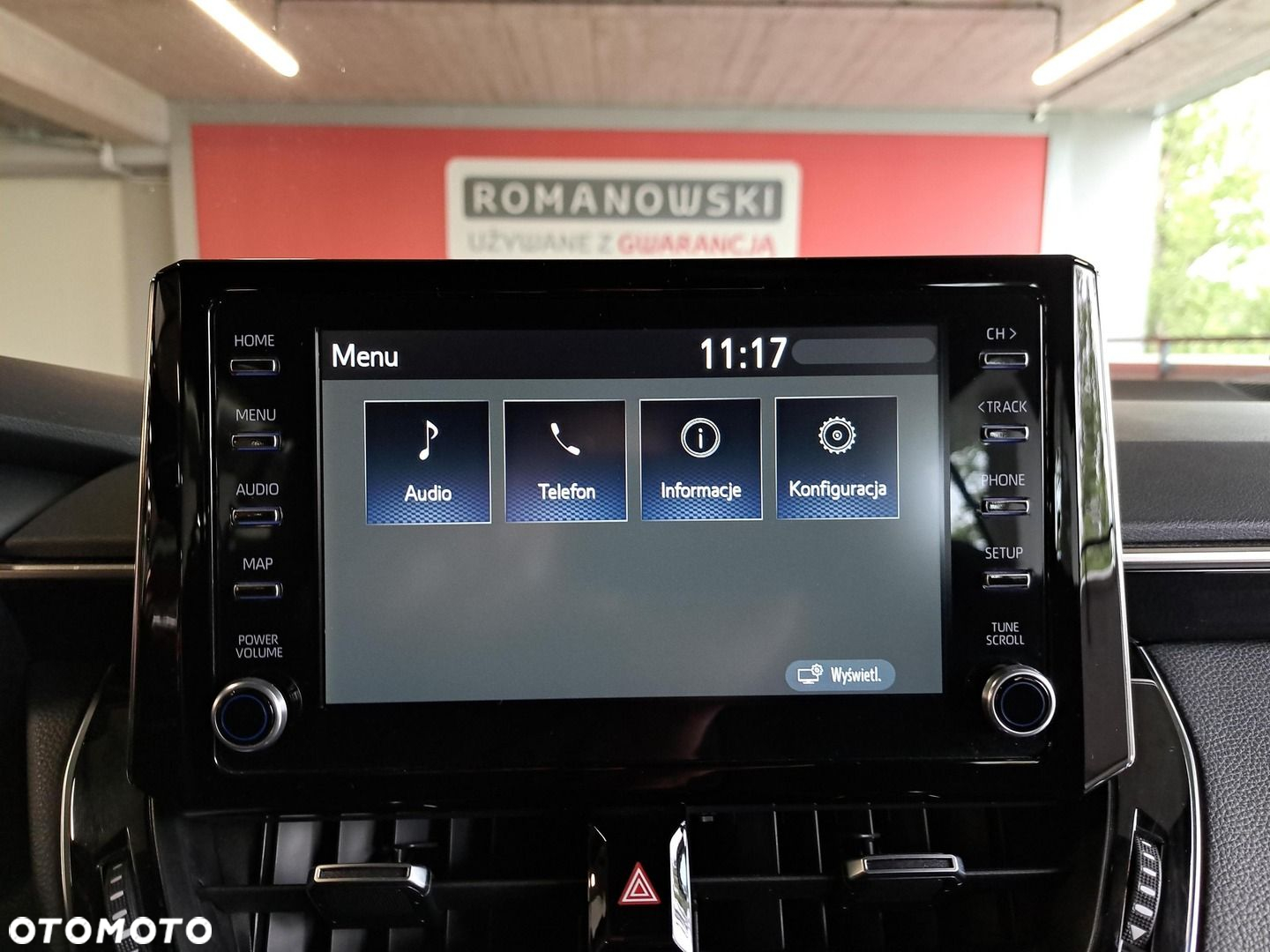 Toyota Corolla 1.8 Hybrid Comfort - 24