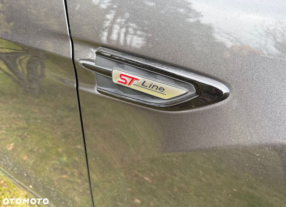 Ford Kuga 1.5 EcoBoost 2x4 ST-Line - 7