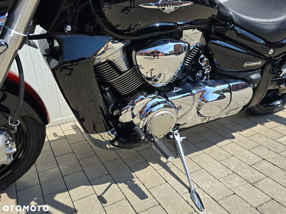 Suzuki Boulevard - 10