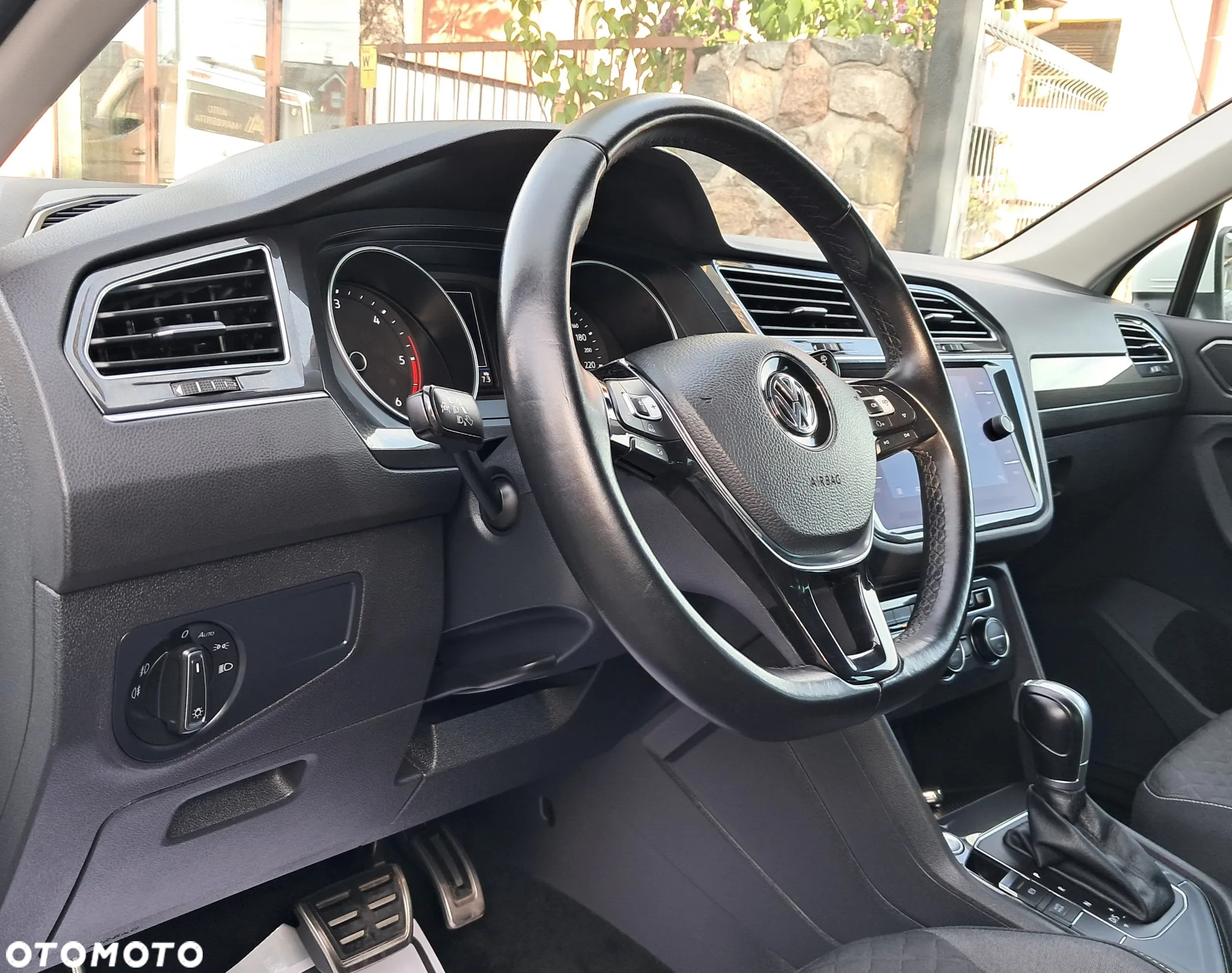 Volkswagen Tiguan - 29