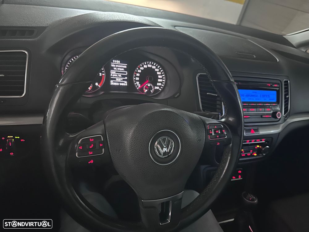 VW Sharan 2.0 TDI Confortline - 19