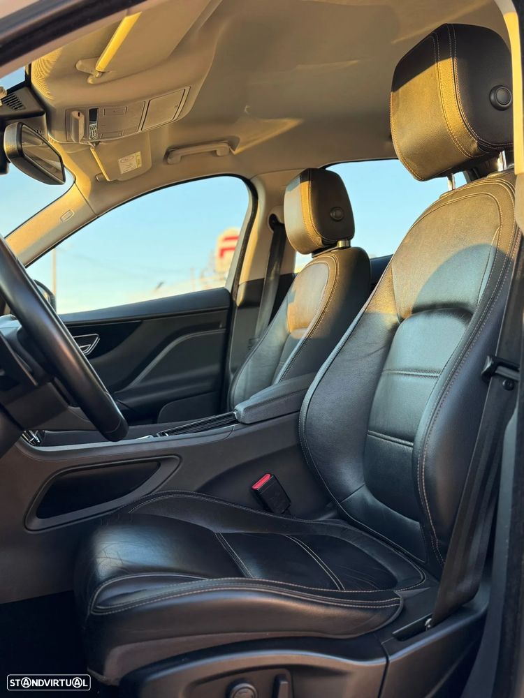 Jaguar F-Pace 20d Aut. Portfolio - 8