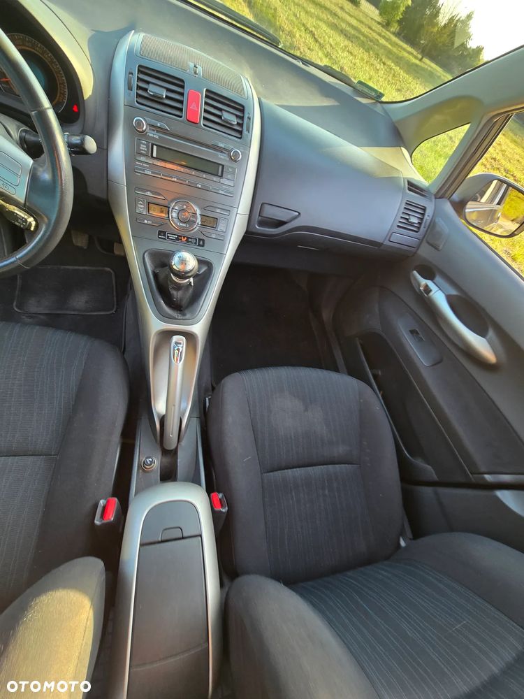 Toyota Auris 2.0 D-4D - 5
