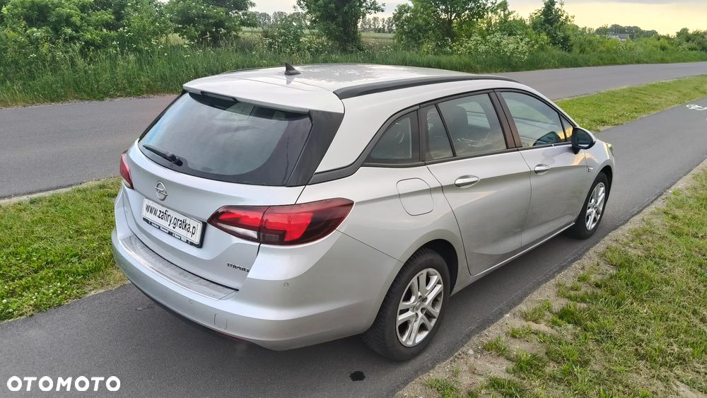 Opel Astra 1.4 Turbo Dynamic - 4