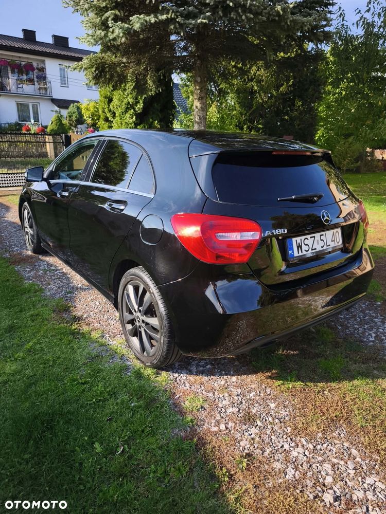 Mercedes-Benz Klasa A 180 BlueEfficiency Edition - 4