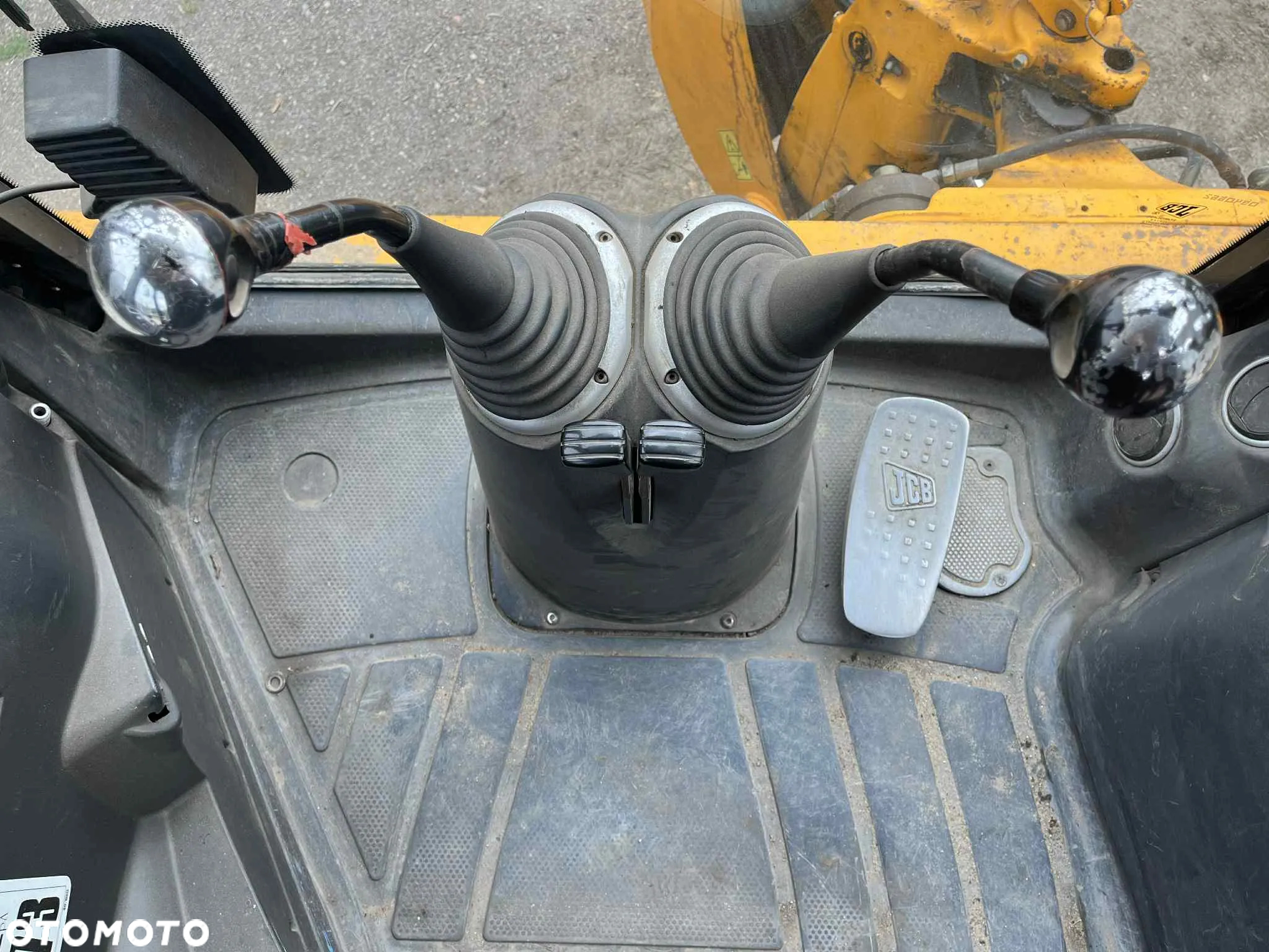 JCB 3CX - 6