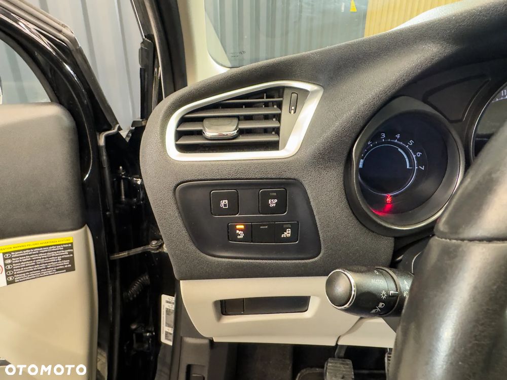 Citroën C4 HDi 150 Selection - 32