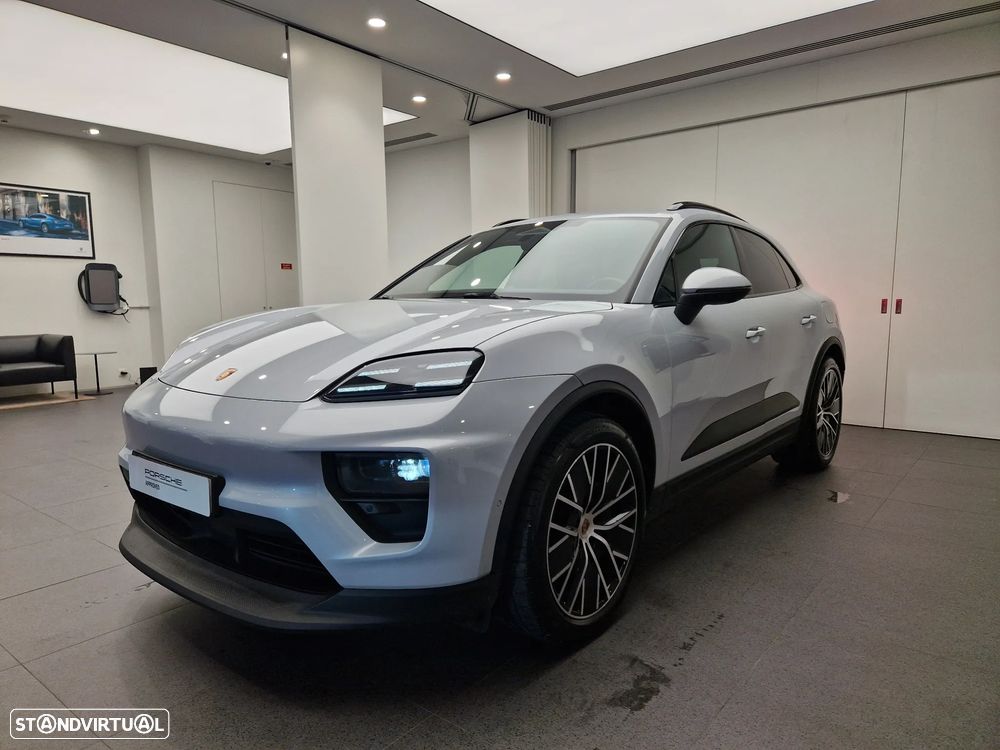Porsche Macan Electric 4 - 1